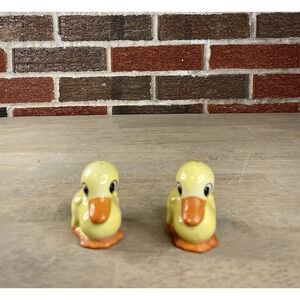 Vintage Rubber Ducky Duckies Salt & Pepper Shakers Mid Century Japan Ceramic